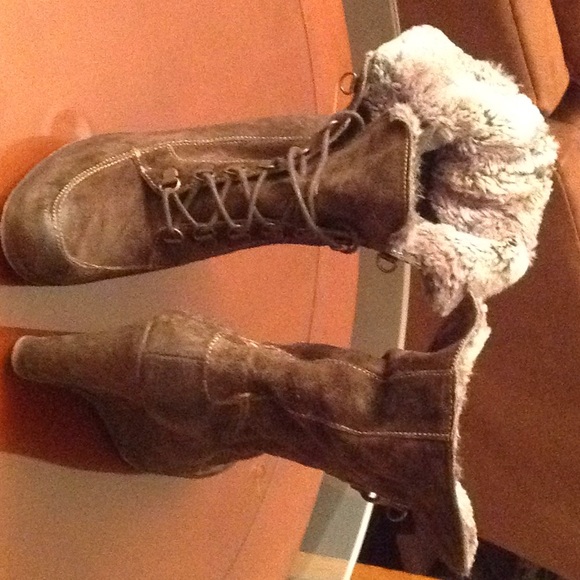 Wedge suede ankle boots - Picture 1 of 4